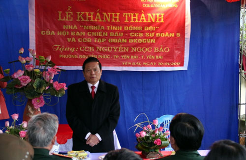 Hội CCB Tập đoàn: Bàn giao nhà “Nghĩa tình đồng đội” tại Yên Bái Hội CCB Tập đoàn: Bàn giao nhà “Nghĩa tình đồng đội” tại Yên Bái