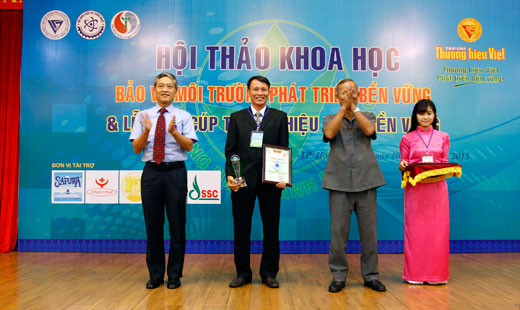 BSR được trao giải thưởng “Thương hiệu xanh bền vững” BSR được trao giải thưởng “Thương hiệu xanh bền vững”