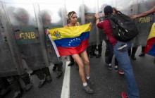 doi nguoi venezuela un un tran qua bien gioi sang colombia