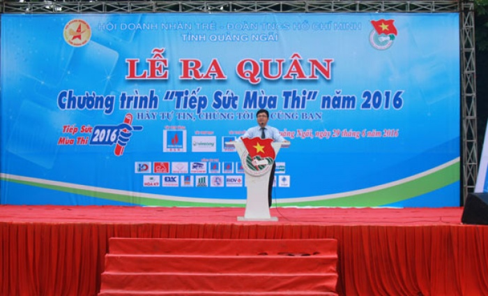 bsr-tai-tro-vang-cho-chuong-trinh-tiep-suc-mua-thi-tinh-quang-ngai-2016.jpg