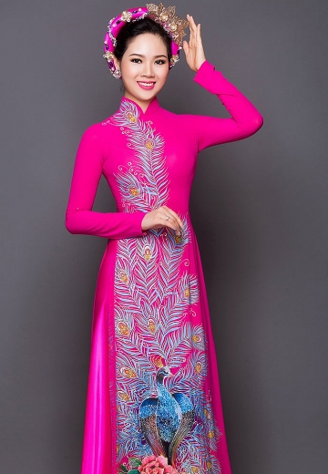 Hoa hậu Mai Phương bất ngờ tái xuất hoa hau mai phuong bat ngo tai xuat