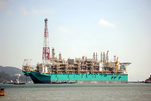 petronas-su-dung-cong-nghe-cua-honeywell-cho-flng.jpg