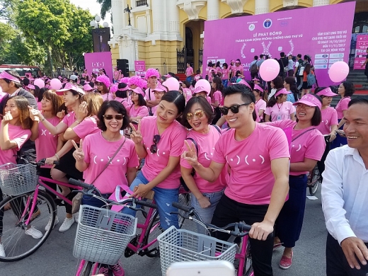 Tầm soát ung thư vú ngay sau khi sang tuổi 40 tam soat ung thu vu ngay sau khi sang tuoi 40