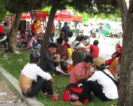 http://petrotimes.vn/stores/news_dataimages/dothuytrang/022013/04/15/IMG_1869.jpg