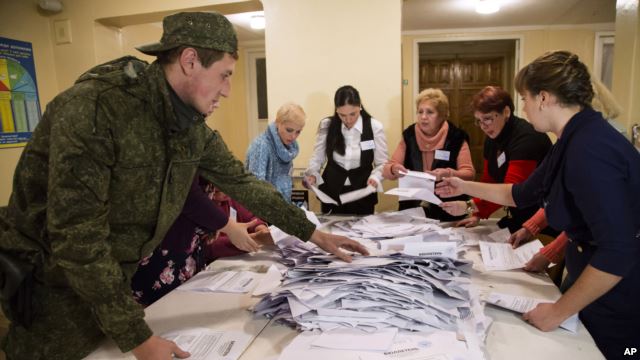 Thế giới chia rẽ vì bầu cử Ukraina