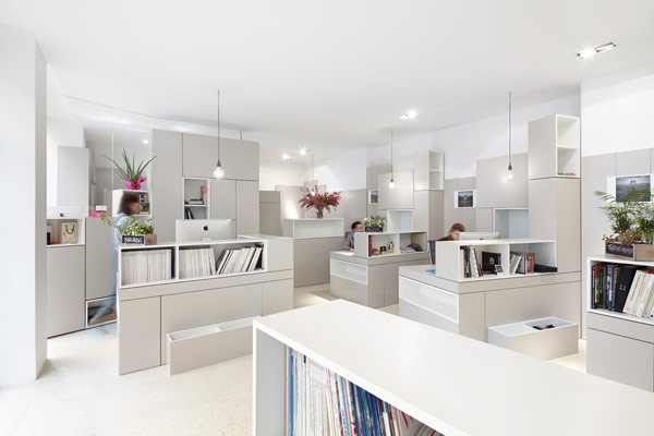 Nội thất văn phòng 65m2 sáng tạo và đa-dzi-năng ở Paris