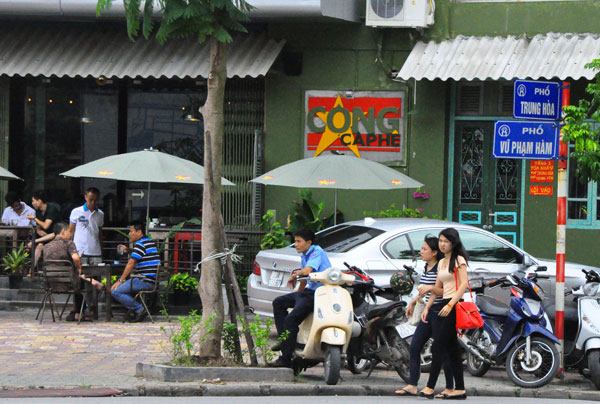 Một quán cà phê thiếu văn hóa bậc nhất tại Hà Nội (Bài 1) | Các vấn đề xã hội | An toàn vệ sinh thực phẩm |