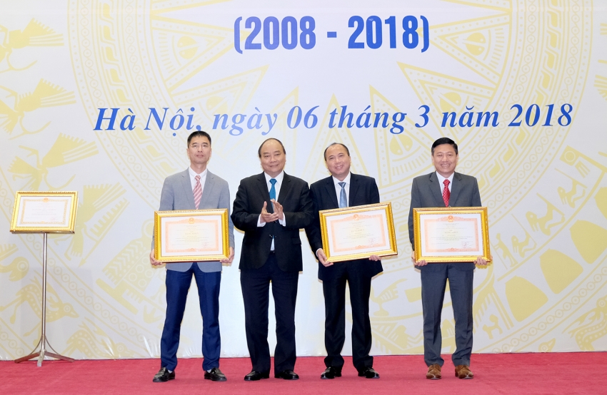 thu tuong du le ky niem 10 nam thanh lap uy ban giam sat tai chinh quoc gia