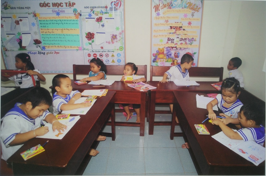 Triển lãm "Sức sống Trường Sa - Sắc màu tuổi trẻ" trien lam suc song truong sa sac mau tuoi tre