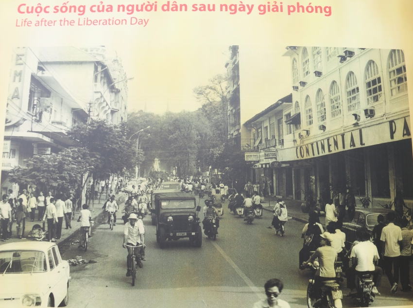 Trưng bày tư liệu quý “Ngày thống nhất đất nước” tại Hoàng thành Thăng Long trung bay tu lieu quy ngay thong nhat dat nuoc tai hoang thanh thang long