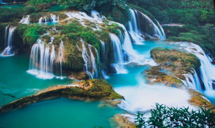 Khám phá vẻ đẹp 'những nẻo đường đất nước' bên hồ Gươm kham pha ve dep nhung neo duong dat nuoc ben ho guom