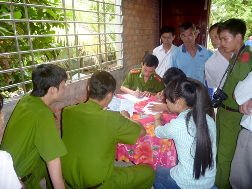 Để lại thư tuyệt mệnh rồi ra mộ chồng tự thiêu - t2.jpg