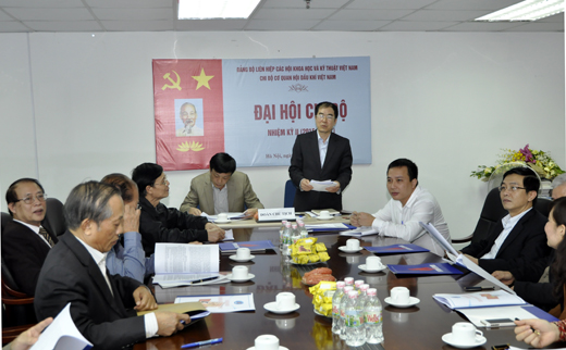 Đại hội Chi bộ cơ quan Hội DKVN thành công tốt đẹp Đại hội Chi bộ cơ quan Hội DKVN thành công tốt đẹp