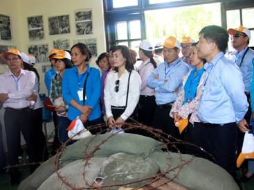 Hoạt động giáo dục truyền thống lịch sử năm 2015 Hoạt động giáo dục truyền thống lịch sử năm 2015