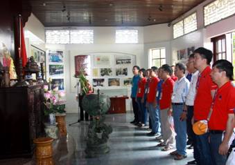 Hoạt động giáo dục truyền thống lịch sử năm 2015 Hoạt động giáo dục truyền thống lịch sử năm 2015