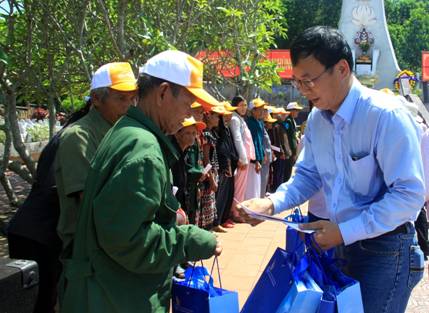 Hoạt động giáo dục truyền thống lịch sử năm 2015 Hoạt động giáo dục truyền thống lịch sử năm 2015