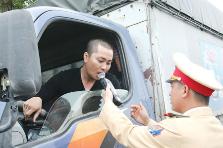 se_kiem_tra_nong_do_con_ma_tuy_trong_ba_phut.jpg