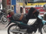 Nữ quái chuyên lừa tài sản của 'xe ôm' háo sắc