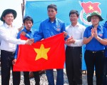 Noi gương Bác, quyết vươn khơi bám biển quê hương