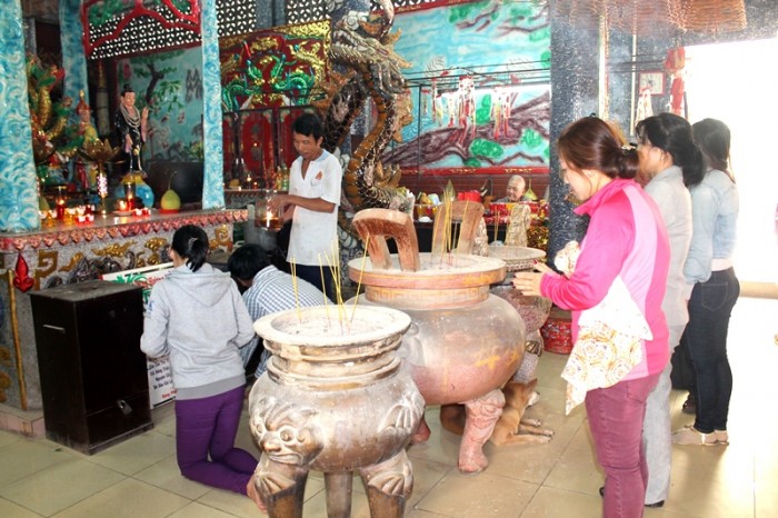 Ngôi miểu nổi độc nhất sài thành - 10