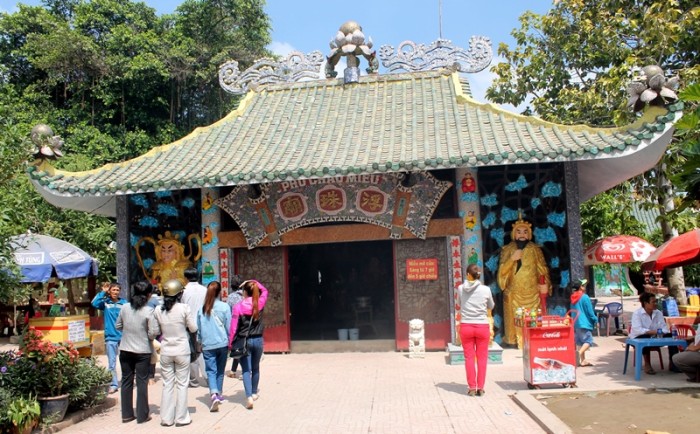 Ngôi miểu nổi độc nhất sài thành - 4