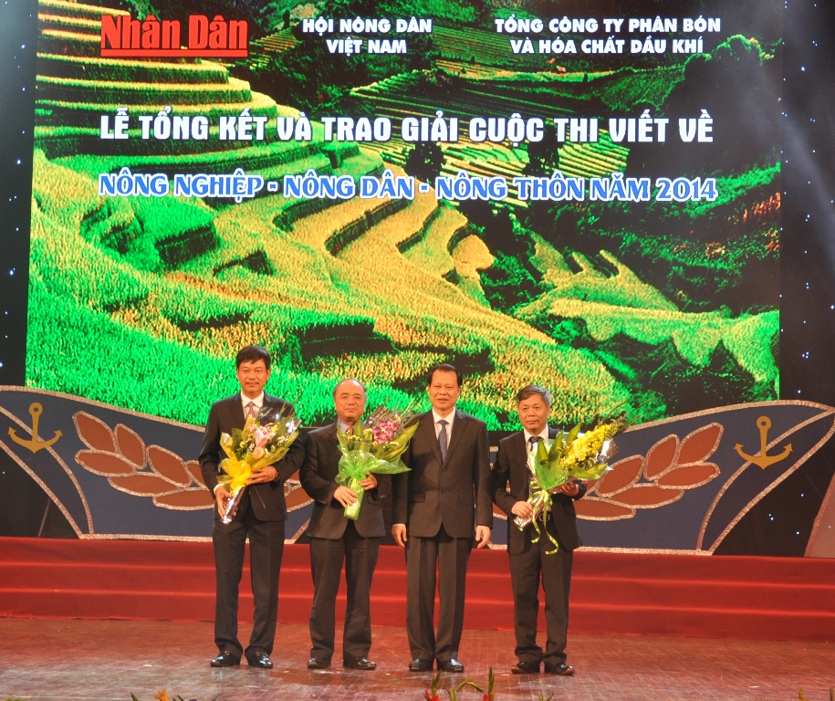 Trao giải Cuộc thi viết về Nông nghiệp – nông dân – nông thôn năm 2014 Trao giải Cuộc thi viết về Nông nghiệp – nông dân – nông thôn năm 2014