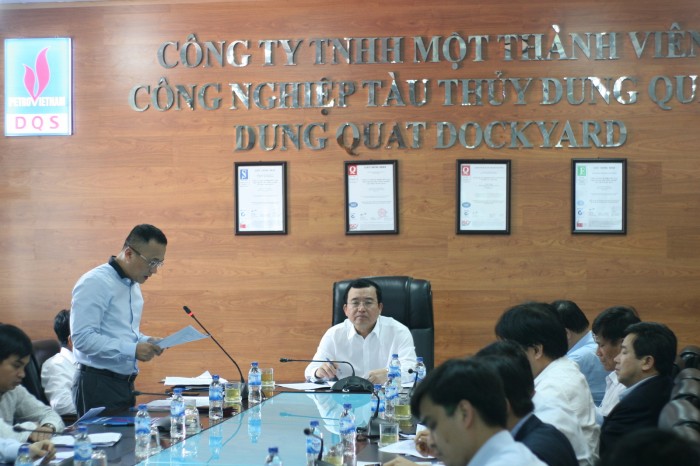 kiem tra cong tac tai loc hoa dau binh son va dong tau dung quat