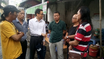 van chua tim duoc tieng noi chung