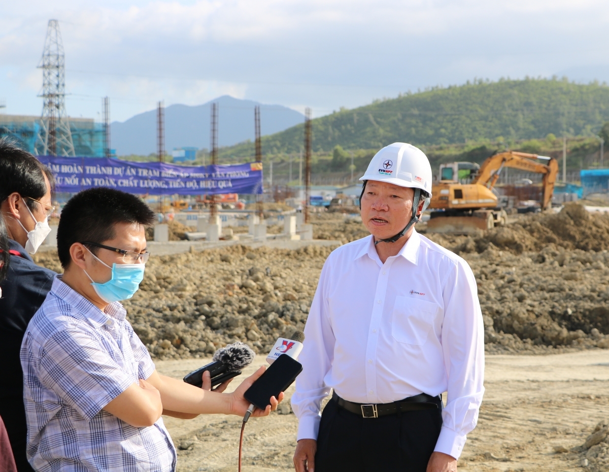 Bắt đầu kéo dây đường dây 500kV Vân Phong - Vĩnh Tân: Dự án chuyển sang trạng thái thi công mới