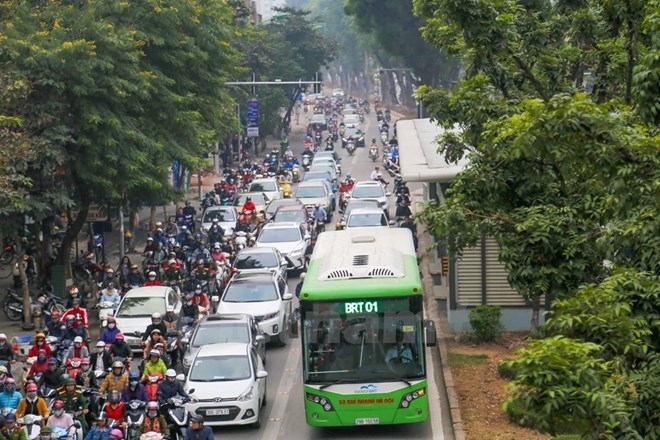 Hà Nội: Đề xuất xe buýt thường, xe 24 chỗ được đi vào làn buýt nhanh BRT
