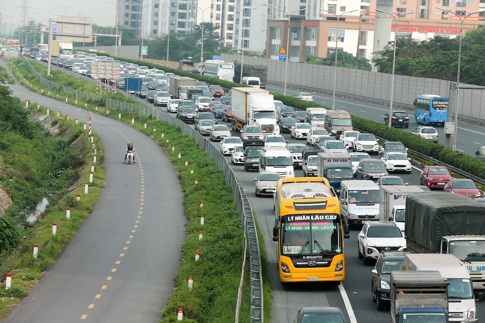 Kiến nghị giảm một số loại phí lĩnh vực giao thông vận tải