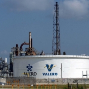Nhà máy lọc dầu lớn thứ hai của Mỹ xin phép nhập khẩu dầu của Venezuela