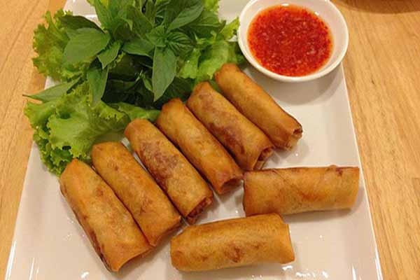 Chả giò và gỏi cuốn Việt Nam lọt top 50 món ăn nhẹ hấp dẫn nhất thế giới