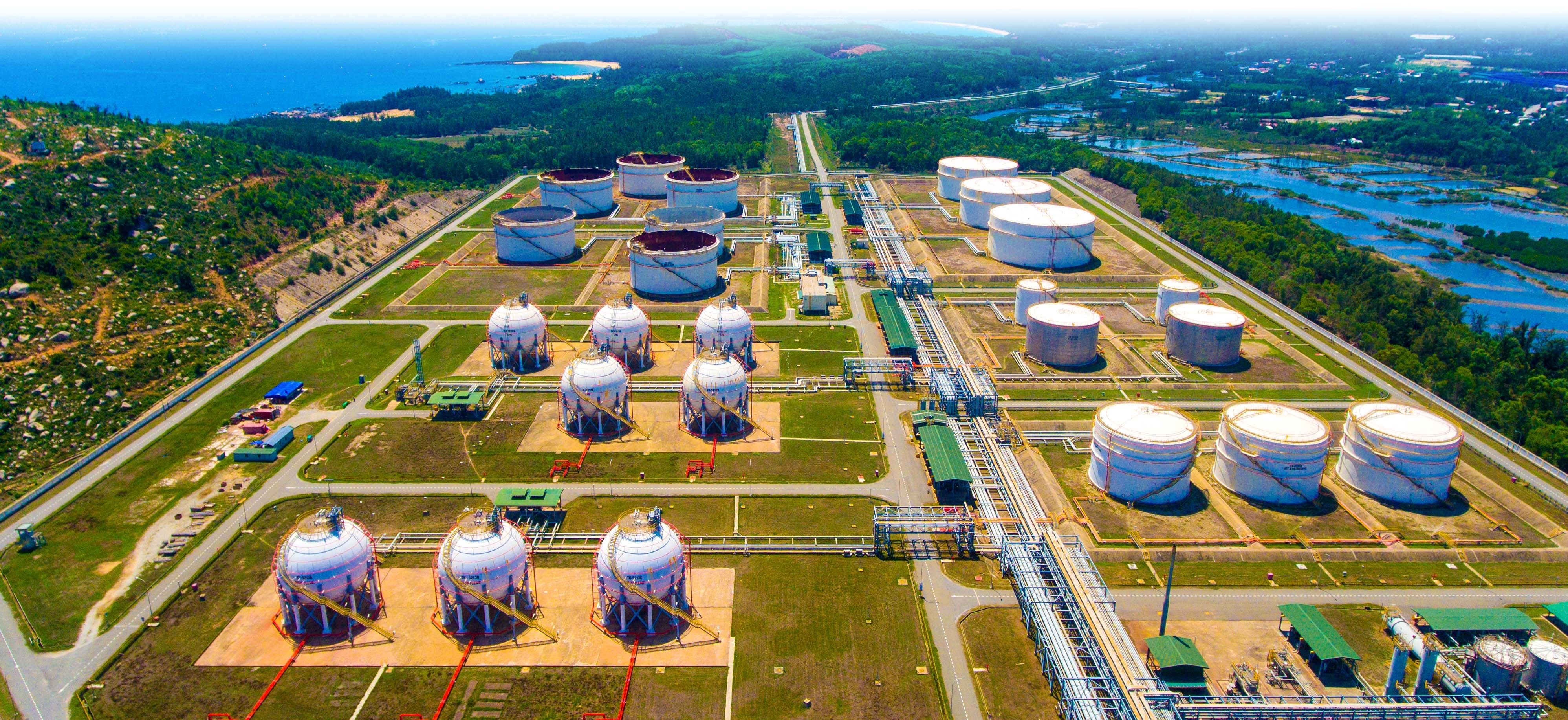 [E-magazine] Chiến lược phát triển hạ tầng dự trữ xăng dầu quốc gia của  Việt Nam trong tương lai