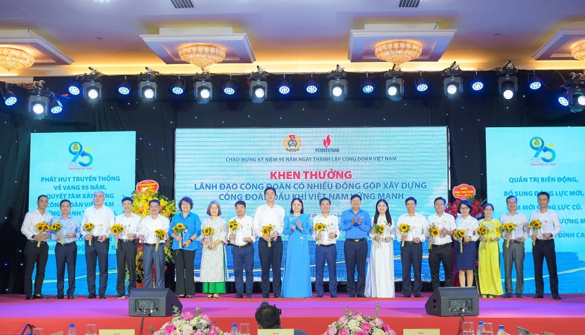 [CHÙM ẢNH] CĐ Dầu khí Việt Nam