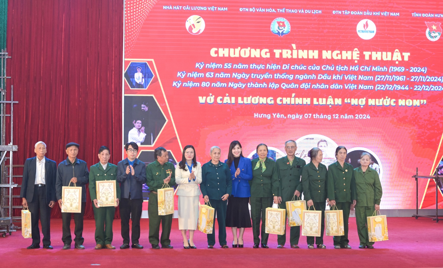Đoàn Thanh niên Tập đoàn Dầu khí Việt Nam tổ chức sinh hoạt chính trị năm 2024 Đoàn Thanh niên Tập đoàn Dầu khí Việt Nam tổ chức sinh hoạt chính trị năm 2024