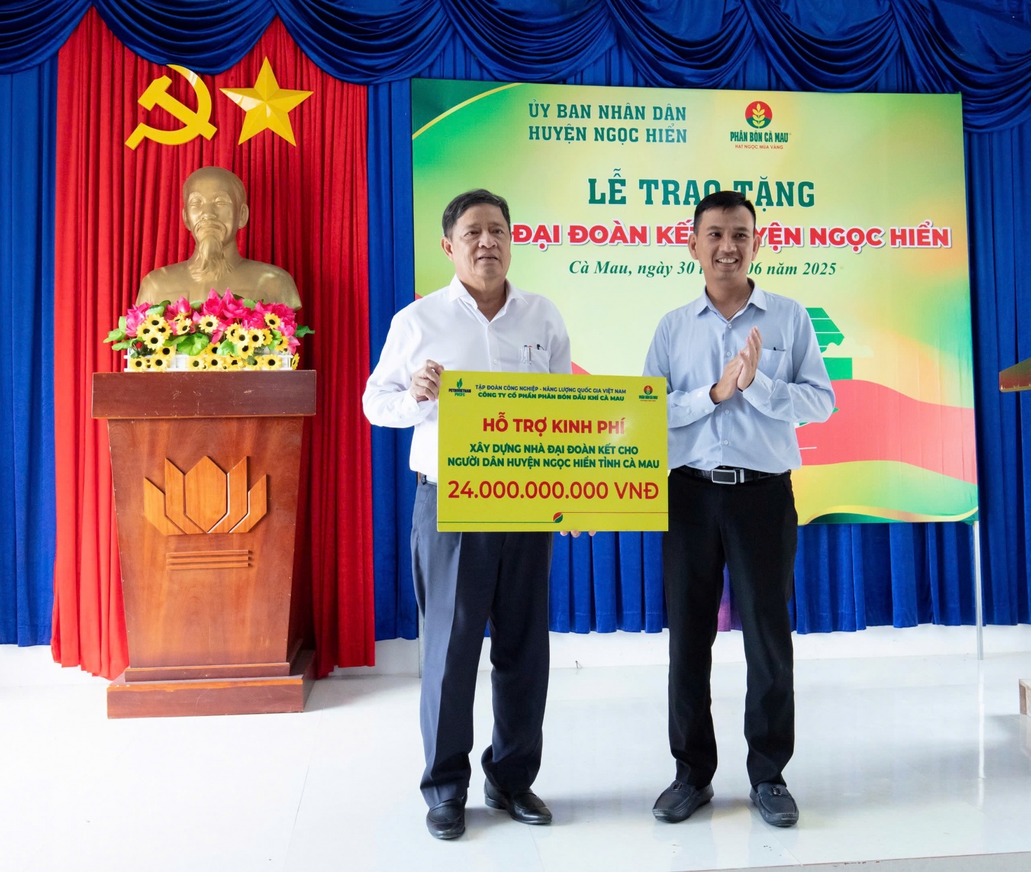 PVCFC chung tay cùng Cà Mau xóa nhà tạm, thắp sáng làng quê, xây dựng nông thôn mới