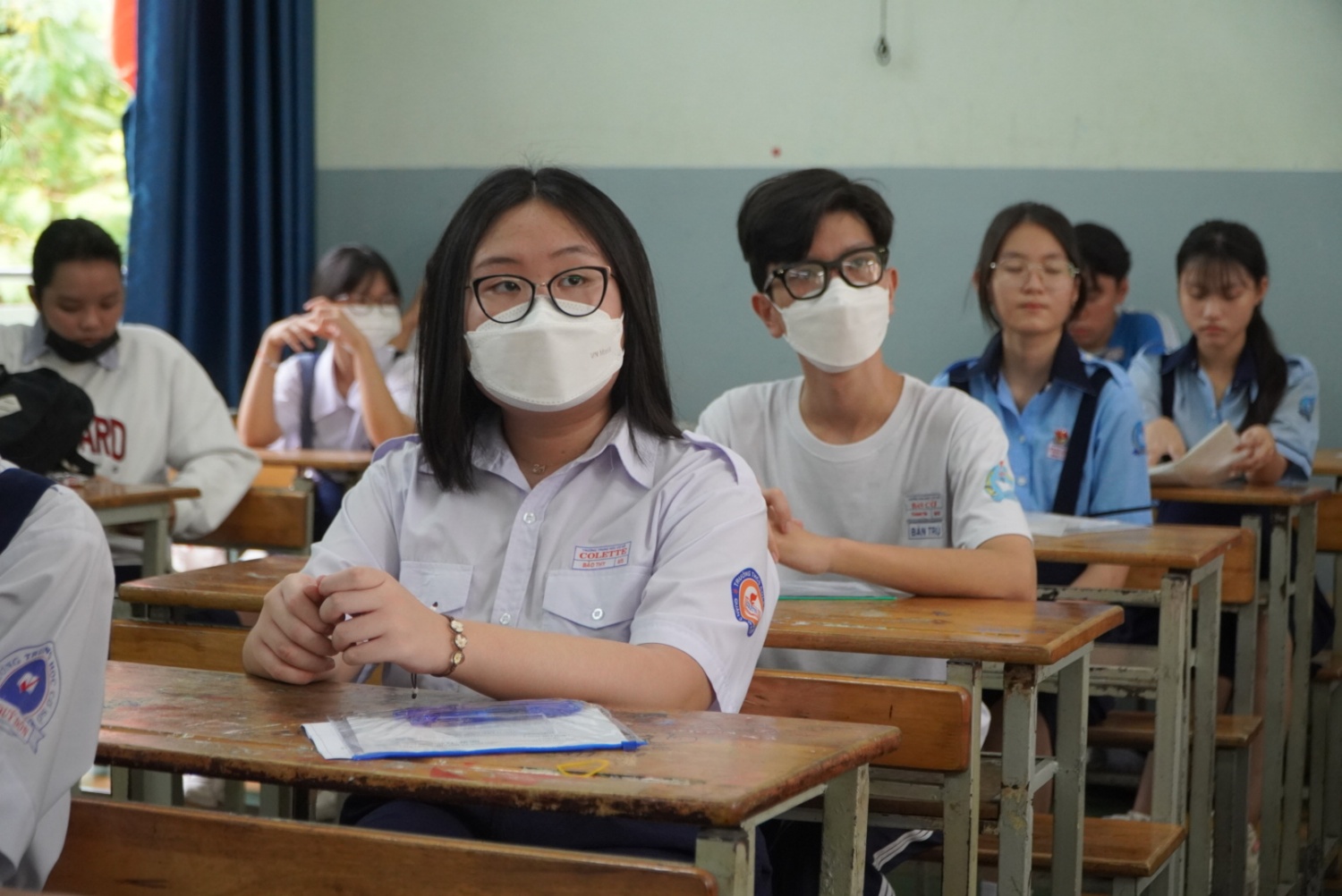 TP HCM đề xuất cấm sử dụng điện thoại giờ ra chơi: Phụ huynh ủng hộ, học sinh thích thú