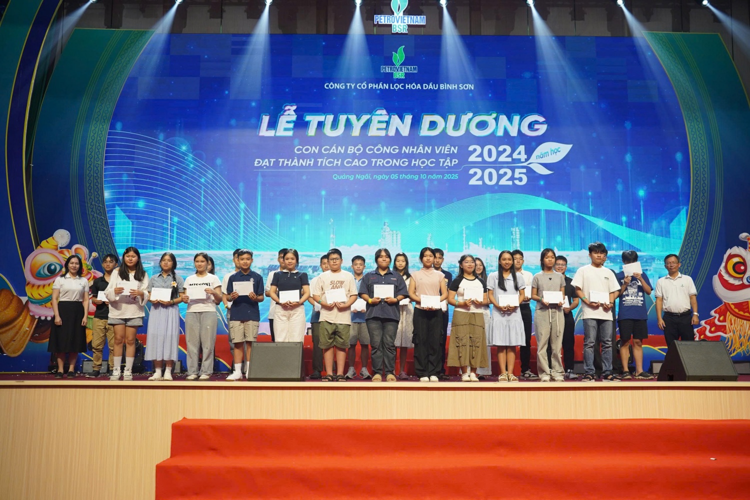 Thành tích học tập tốt của các con CBNV là niềm tự hào của gia đình và của Công ty BSR Thành tích học tập tốt của các con CBNV là niềm tự hào của gia đình và của Công ty BSR