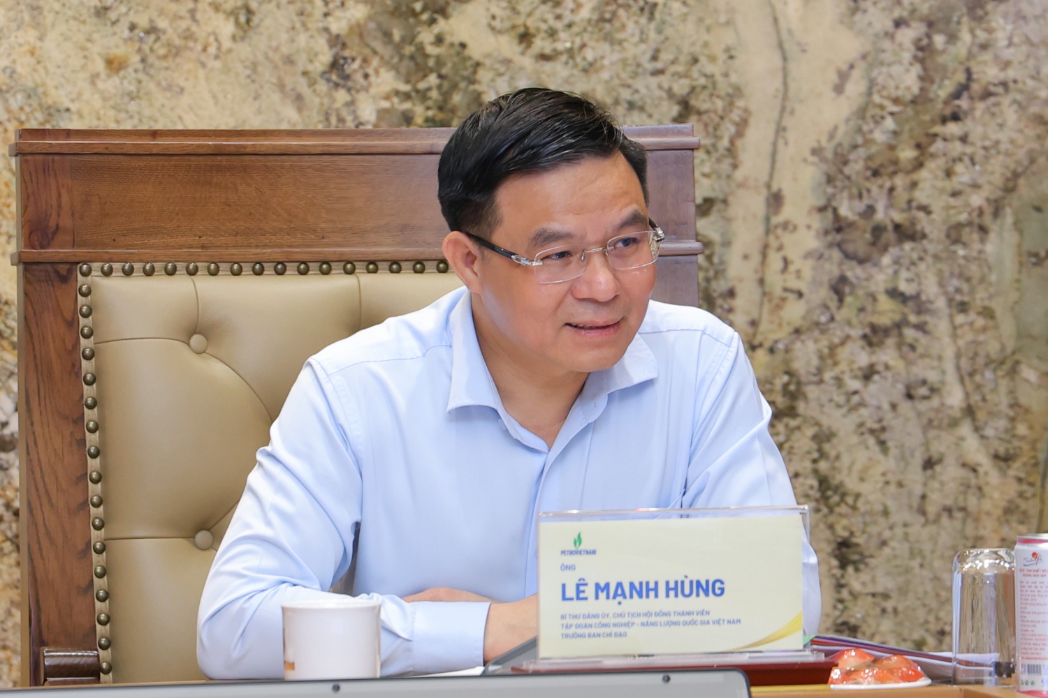 Phát triển Petrovietnam theo mô hình hiện đại, dựa trên tri thức, công nghệ và đổi mới sáng tạo Phát triển Petrovietnam theo mô hình hiện đại, dựa trên tri thức, công nghệ và đổi mới sáng tạo