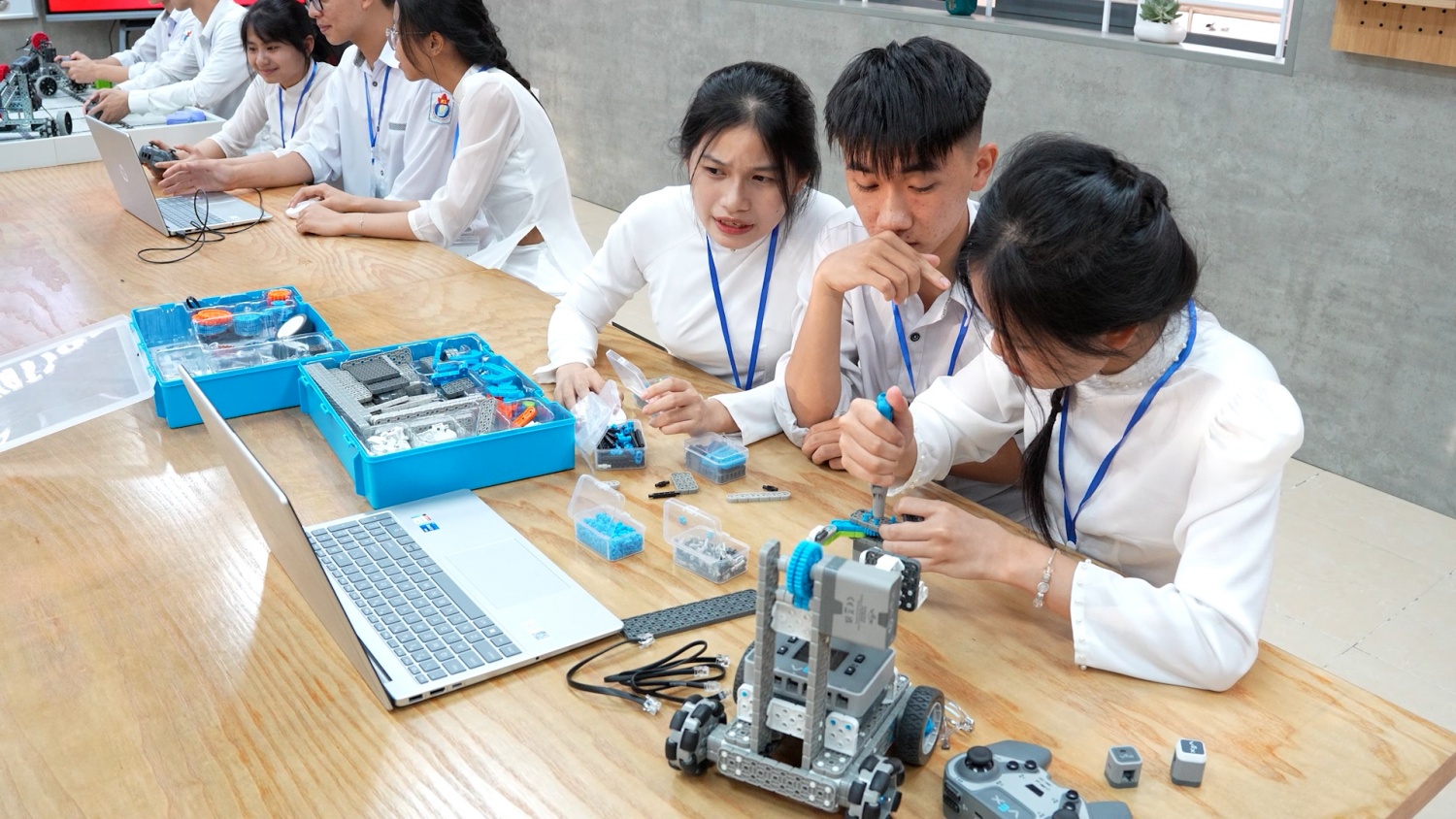 STEM Innovation Petrovietnam: Ươm mầm nhân lực khoa học công nghệ cho tương lai