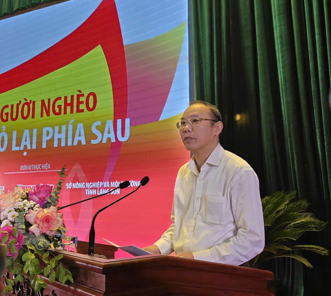 Giảm nghèo bền vững gắn với nông nghiệp sinh thái và bảo vệ môi trường Giảm nghèo bền vững gắn với nông nghiệp sinh thái và bảo vệ môi trường