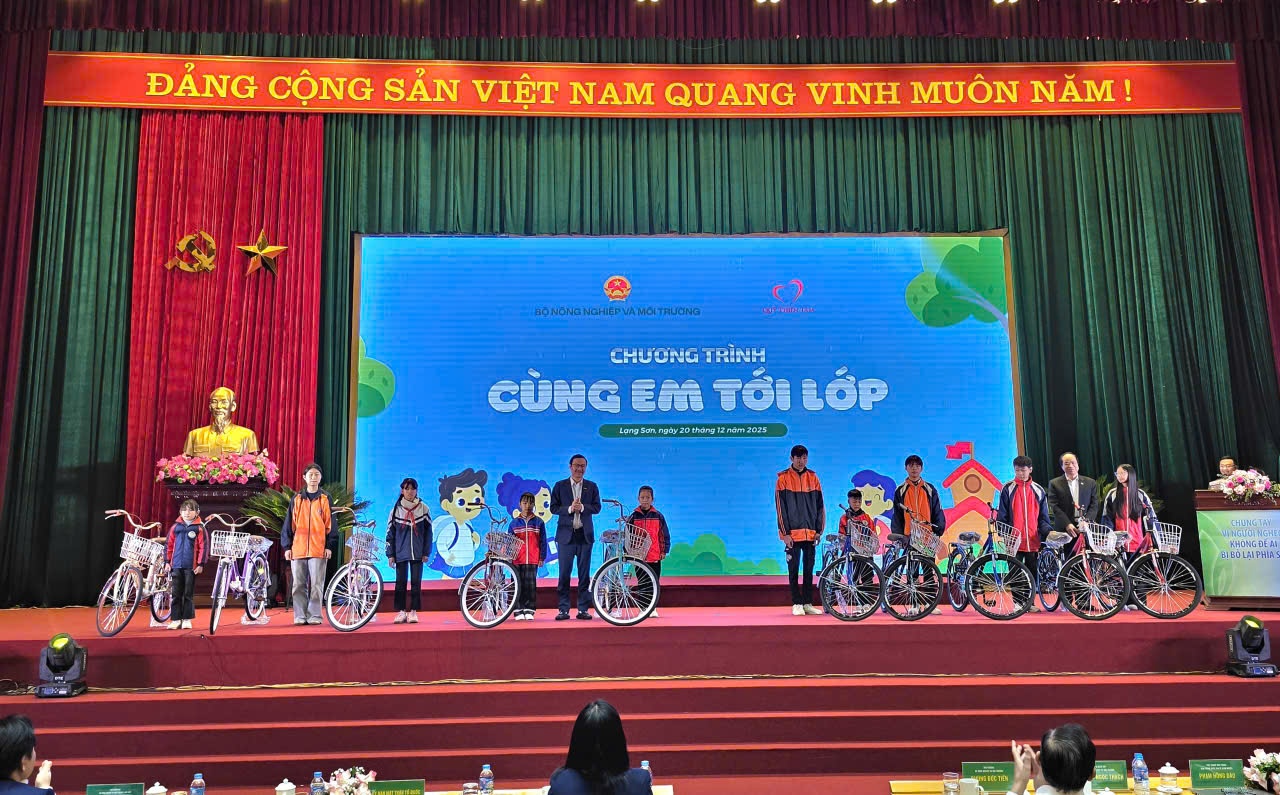 Giảm nghèo bền vững gắn với nông nghiệp sinh thái và bảo vệ môi trường Giảm nghèo bền vững gắn với nông nghiệp sinh thái và bảo vệ môi trường