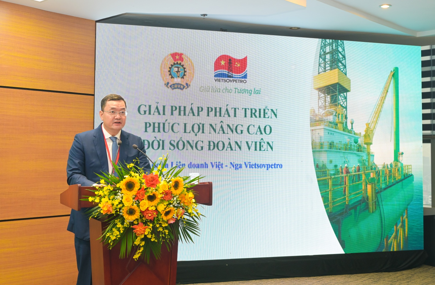[Chùm ảnh] Đại hội Công đoàn Petrovietnam