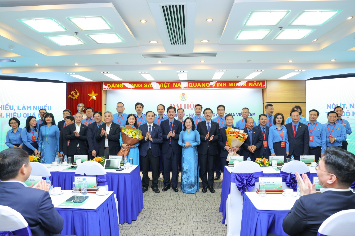 [Chùm ảnh] Đại hội Công đoàn Petrovietnam