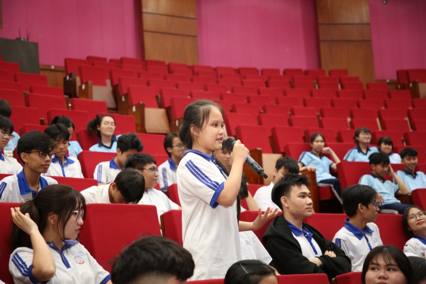 PVU và PV College tổ chức chuỗi chương trình hướng nghiệp cho học sinh THPT khu vực Bà Rịa - Vũng Tàu