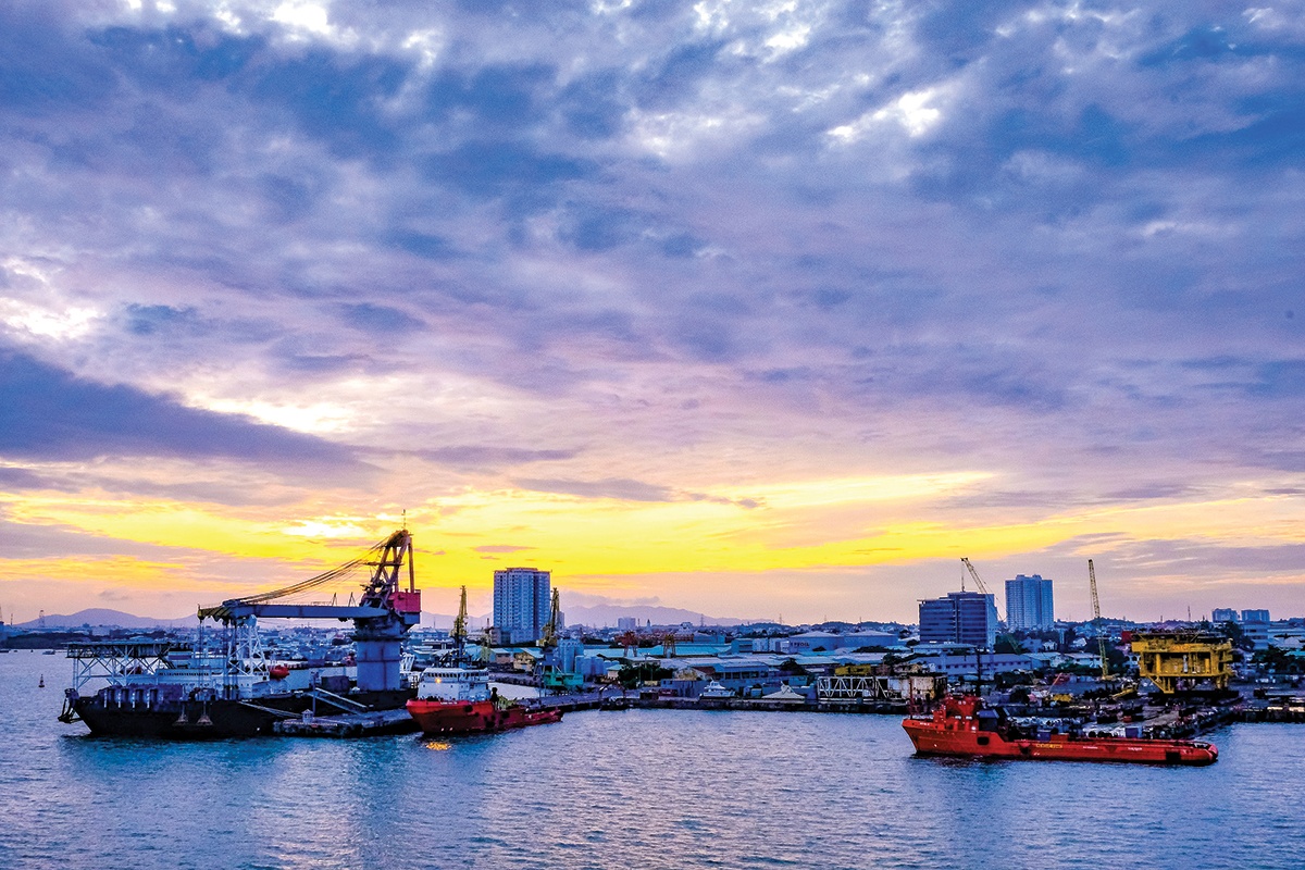 Petrovietnam và quá trình hình thành trung tâm công nghiệp - năng lượng
