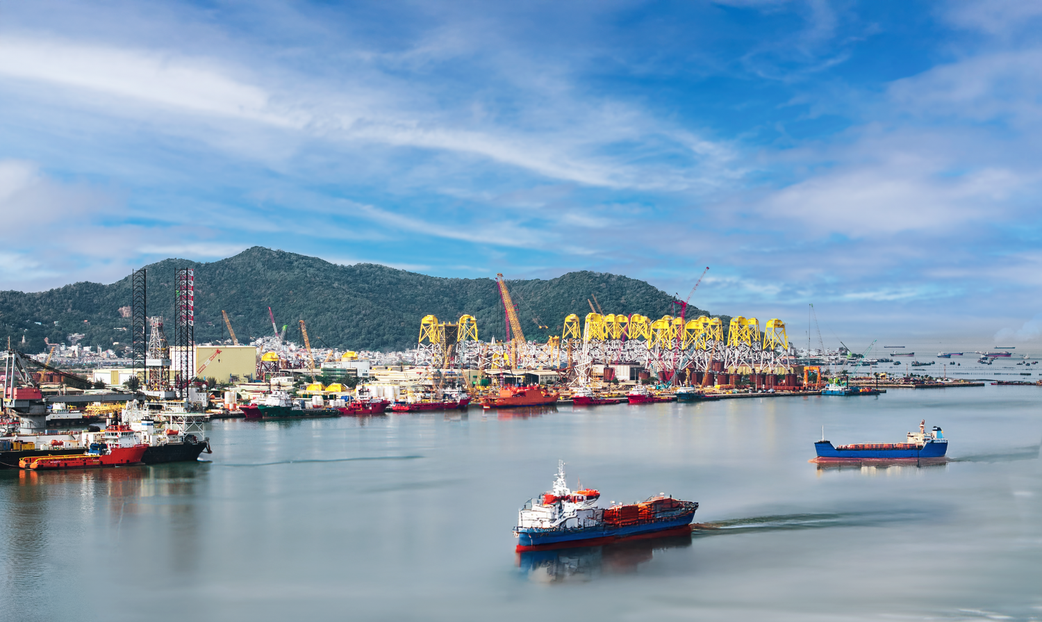 Kỳ 5: Vươn tầm khu vực, nâng chuẩn cạnh tranh toàn cầu Kỳ 5: Vươn tầm khu vực, nâng chuẩn cạnh tranh toàn cầu