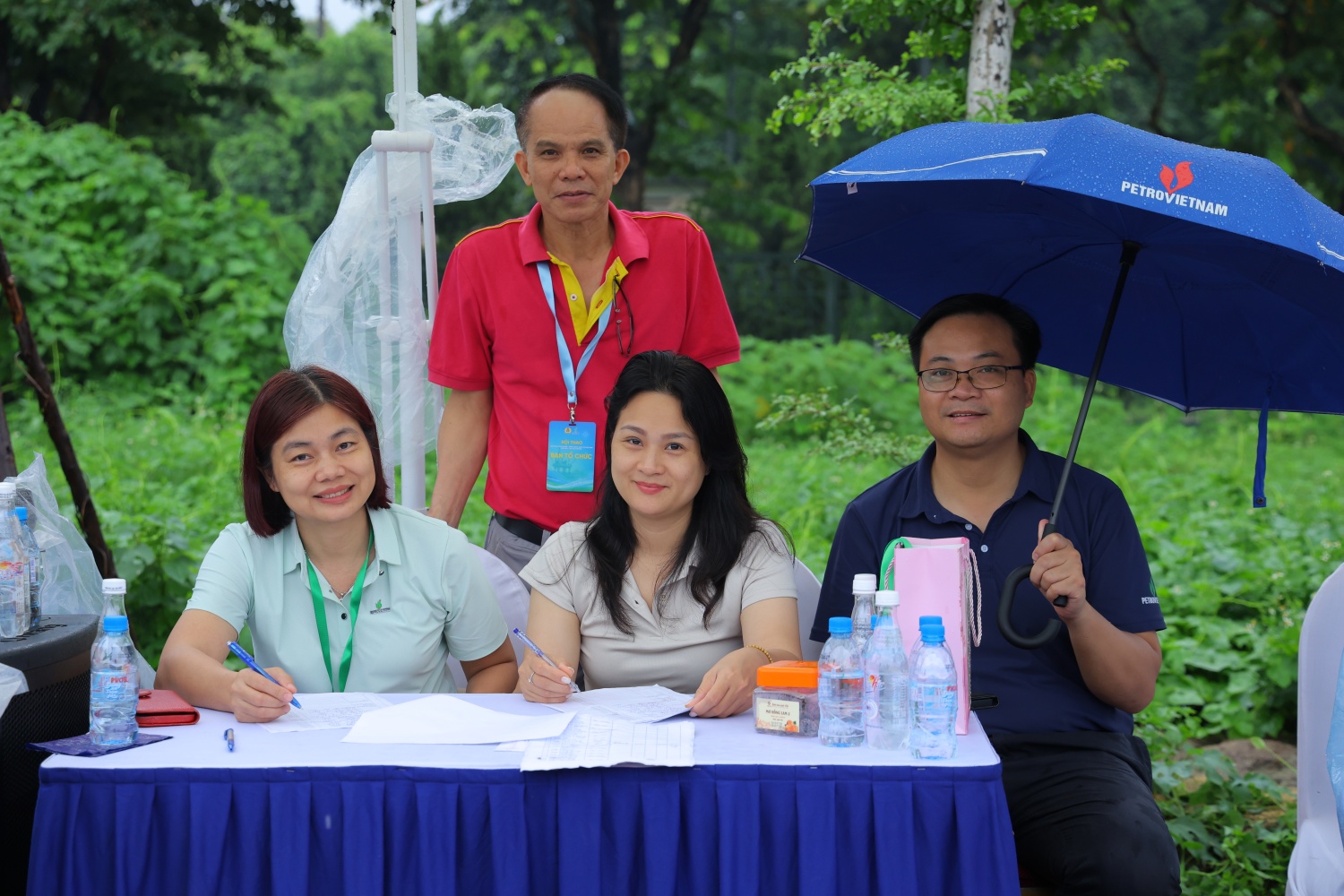 Ngọn lửa của những “chiến binh” tại Hội thao Petrovietnam Ngọn lửa của những “chiến binh” tại Hội thao Petrovietnam
