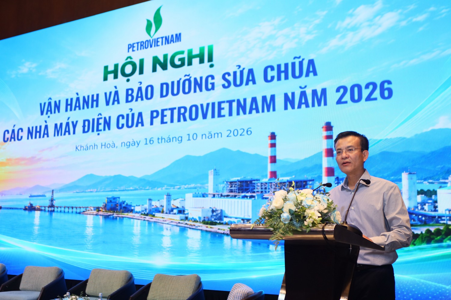 Ông Nguyễn Quốc Hùng – Phó Trưởng Ban Điện và NLTT phát biểu khai mạc Hội nghị Ông Nguyễn Quốc Hùng – Phó Trưởng Ban Điện và NLTT phát biểu khai mạc Hội nghị